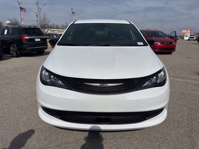 2026 Bright White Clearcoat Chrysler Voyager LX FWD Van