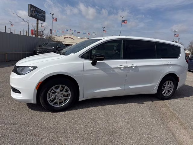 2026 Bright White Clearcoat Chrysler Voyager LX FWD Van
