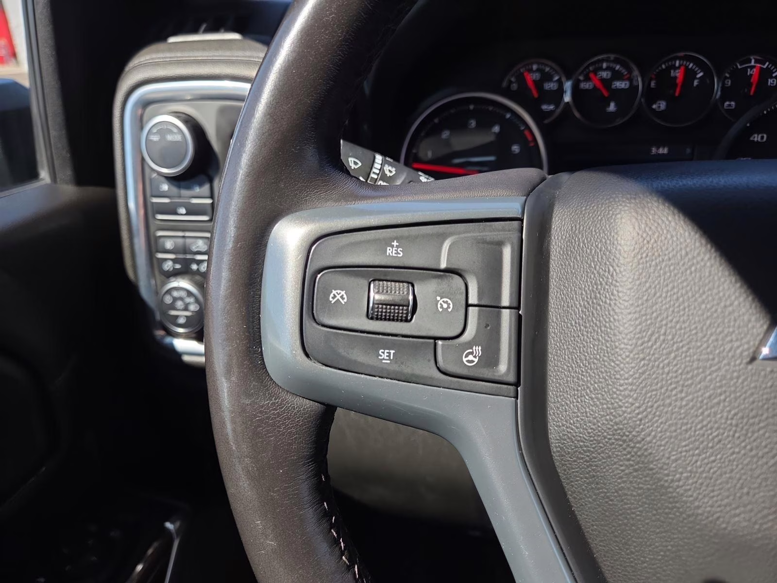 2022 BLACK Chevrolet Silverado 3500HD LT 4X4 Truck