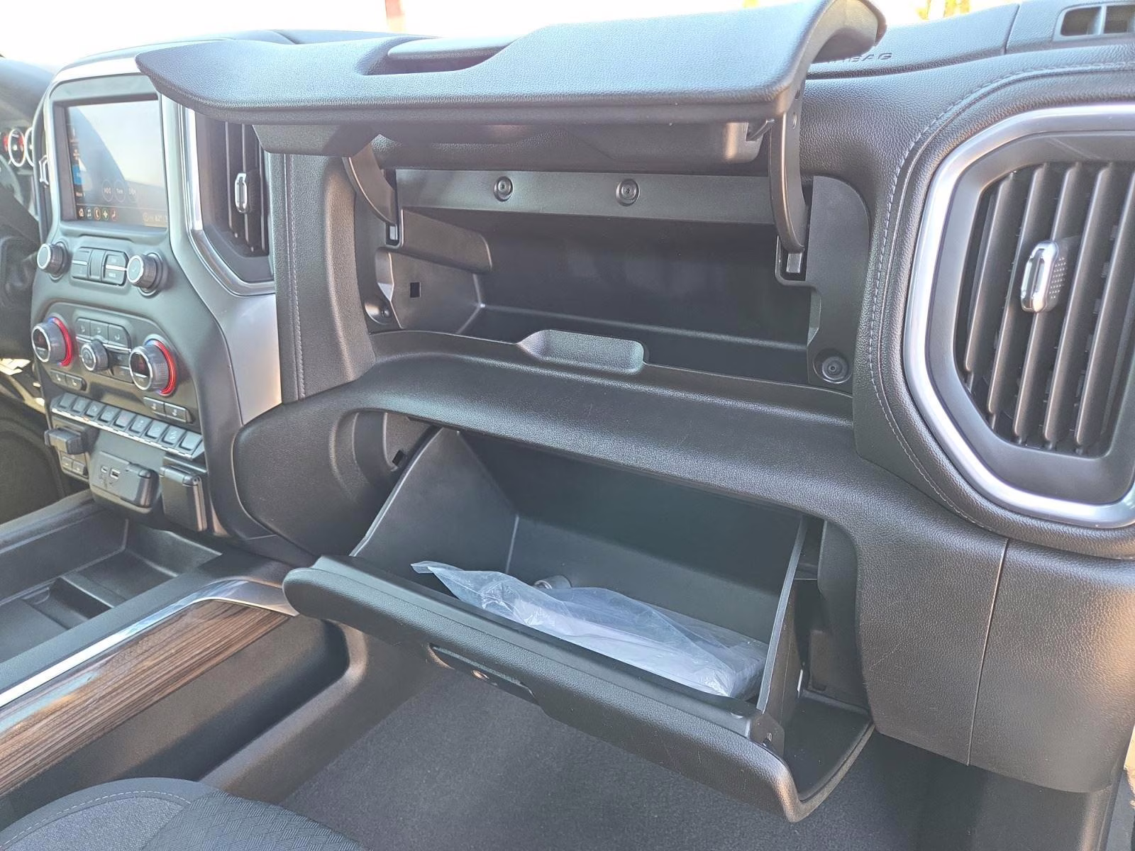 2022 BLACK Chevrolet Silverado 3500HD LT 4X4 Truck