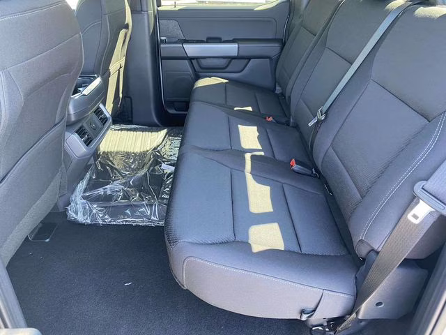 2026 Avalanche Ford F-150 XLT 4X4 Truck