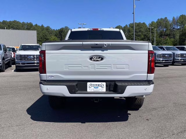 2026 Avalanche Ford F-150 XLT 4X4 Truck
