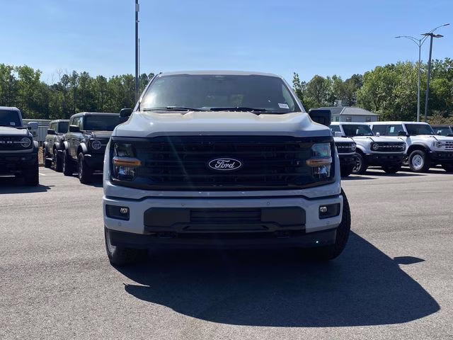 2026 Avalanche Ford F-150 XLT 4X4 Truck
