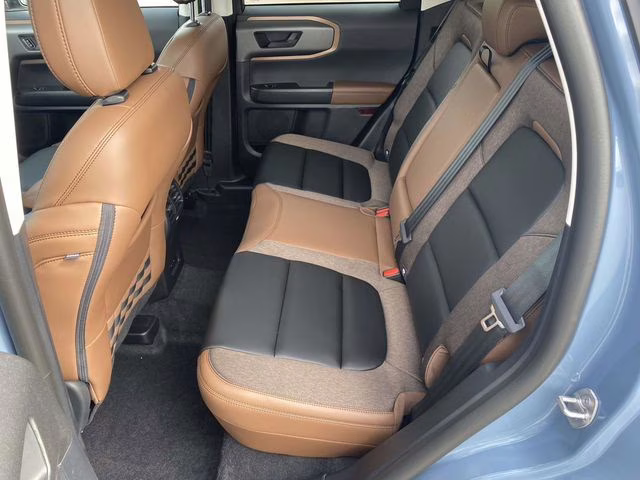 2026 Azure Gray Metallic Ford Bronco Sport Outer Banks 4X4 SUV