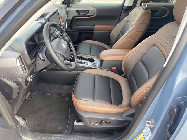 2026 Azure Gray Metallic Ford Bronco Sport Outer Banks 4X4 SUV