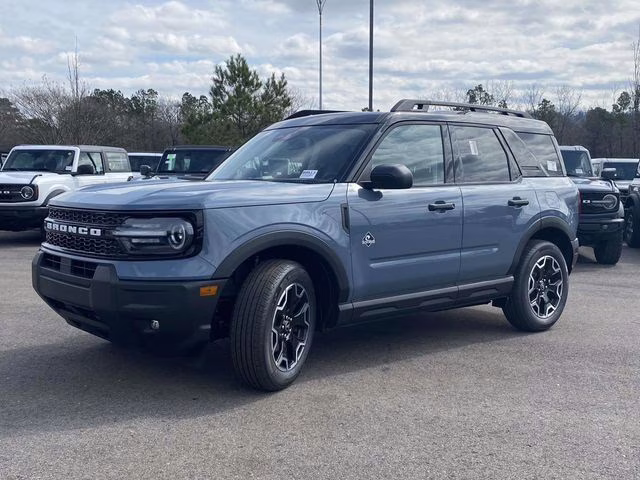 2026 Azure Gray Metallic Ford Bronco Sport Outer Banks 4X4 SUV