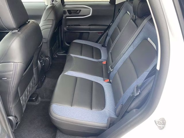 2026 Oxford White Ford Bronco Sport Outer Banks 4X4 SUV