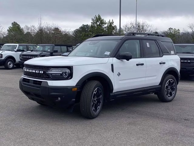 2026 Oxford White Ford Bronco Sport Outer Banks 4X4 SUV