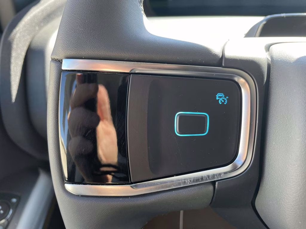 2026 Star White Metallic Tri-Coat Ford Expedition Max Active RWD SUV