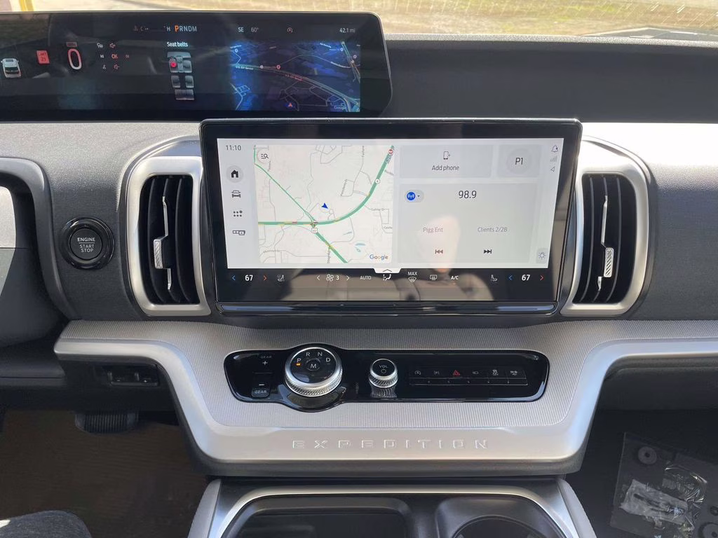 2026 Star White Metallic Tri-Coat Ford Expedition Max Active RWD SUV