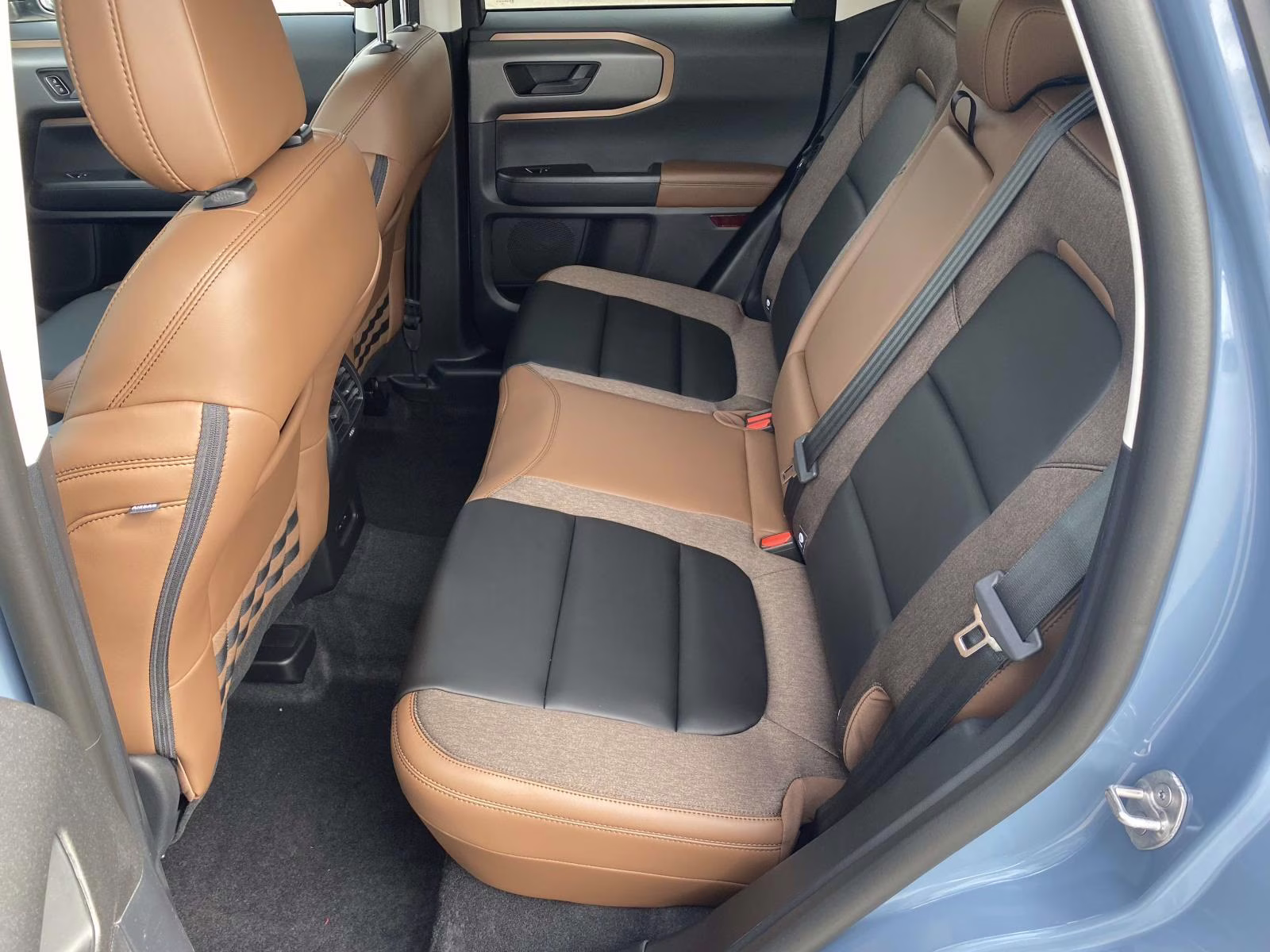 2026 Azure Gray Metallic Ford Bronco Sport Outer Banks 4X4 SUV