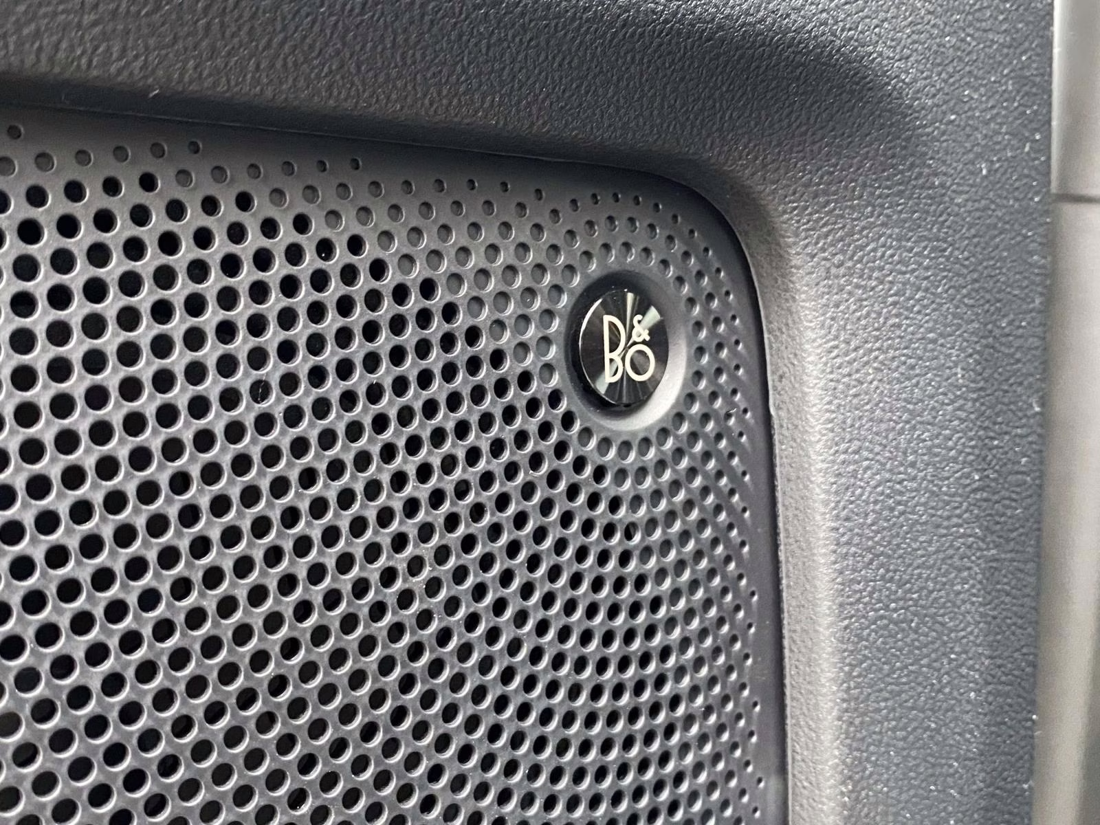 2026 Oxford White Ford Bronco Sport Outer Banks 4X4 SUV