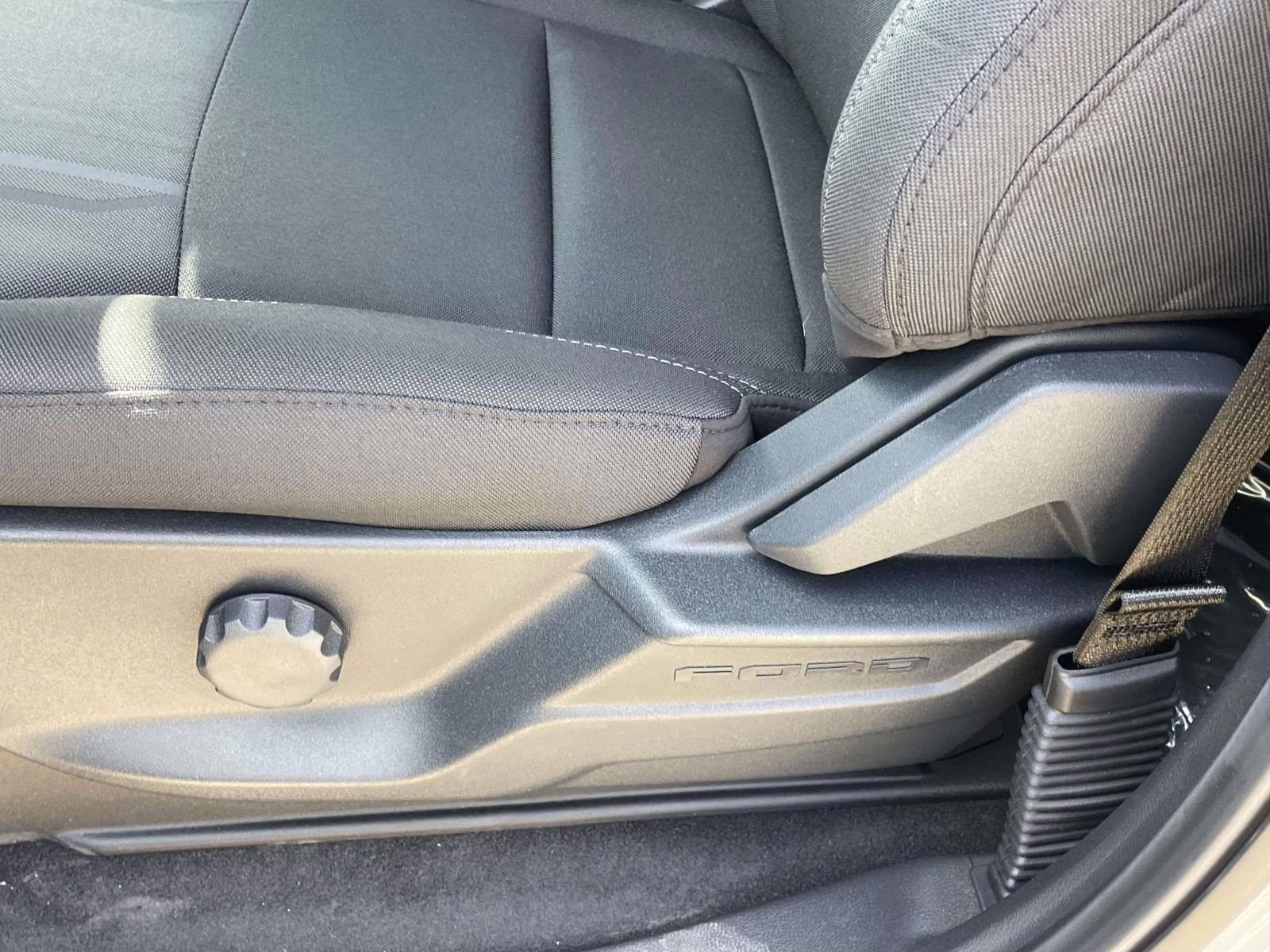 2026 Avalanche Ford F-150 STX 4X4 Truck