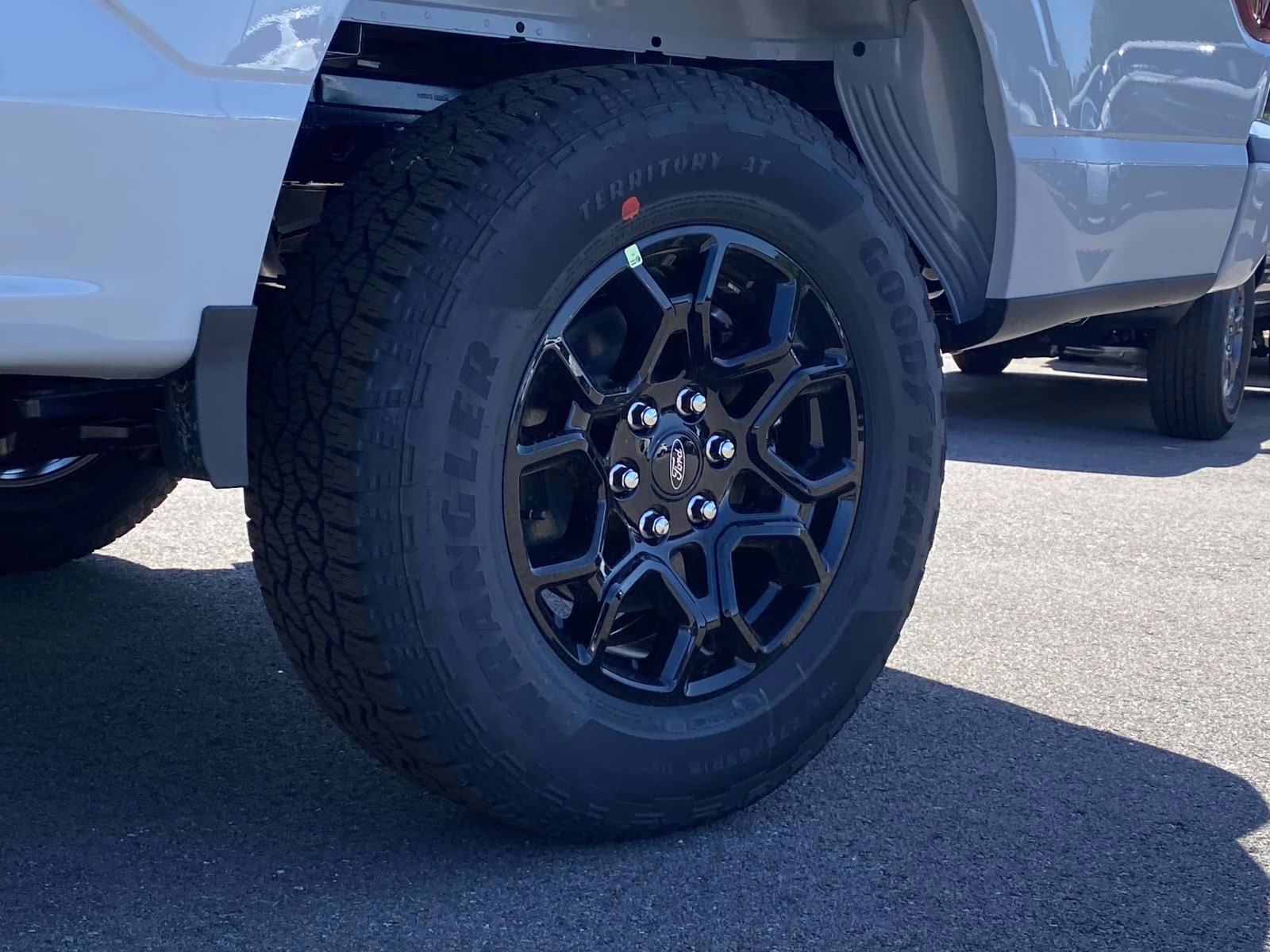 2026 Avalanche Ford F-150 XLT 4X4 Truck