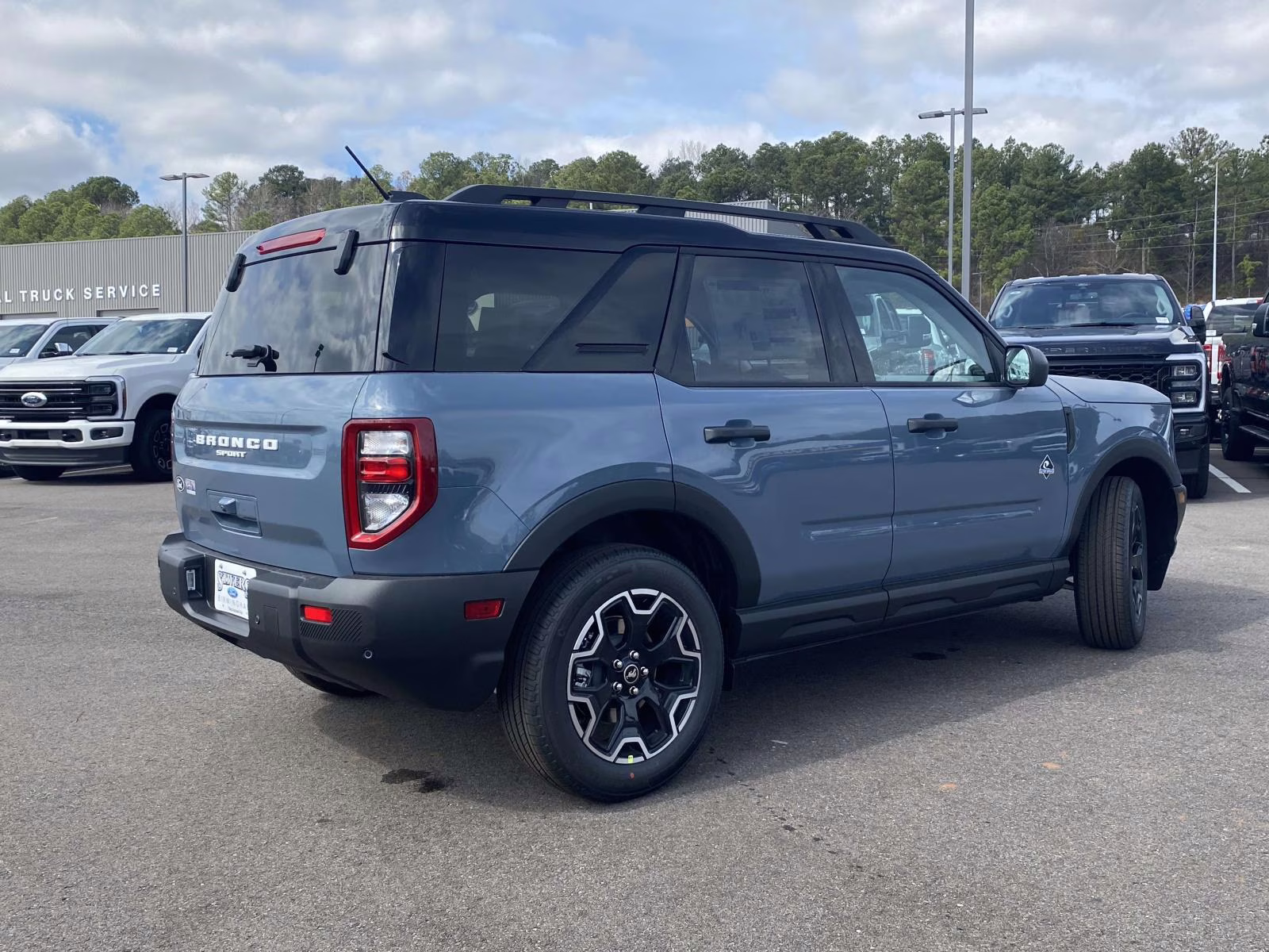2026 Azure Gray Metallic Ford Bronco Sport Outer Banks 4X4 SUV