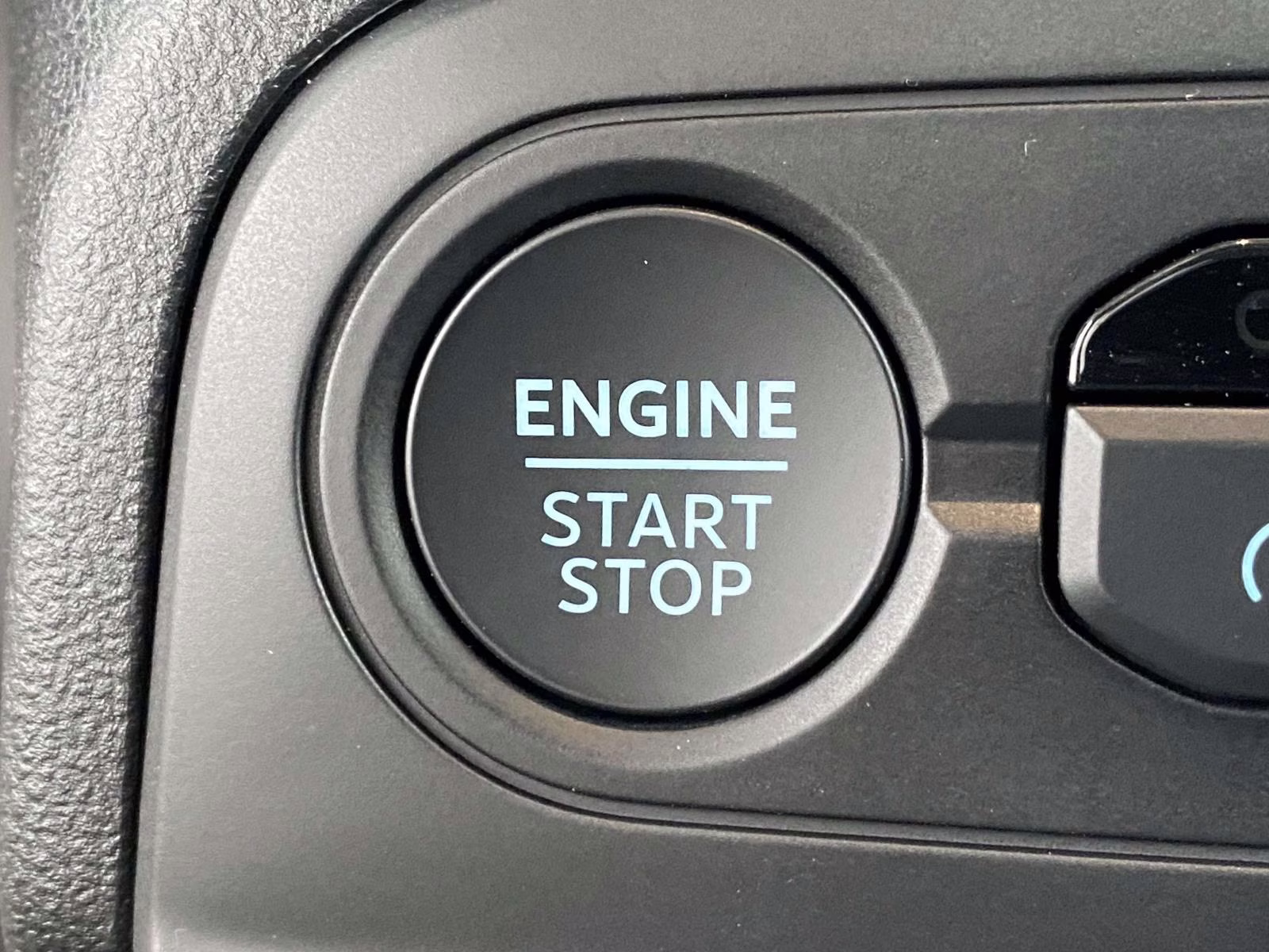 2026 Oxford White Ford Bronco Sport Outer Banks 4X4 SUV