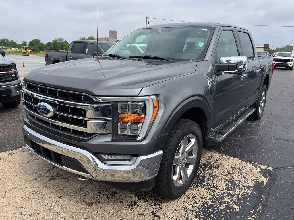 2022 Carbonized Gray Metallic Ford F-150 LARIAT 4X4 Truck