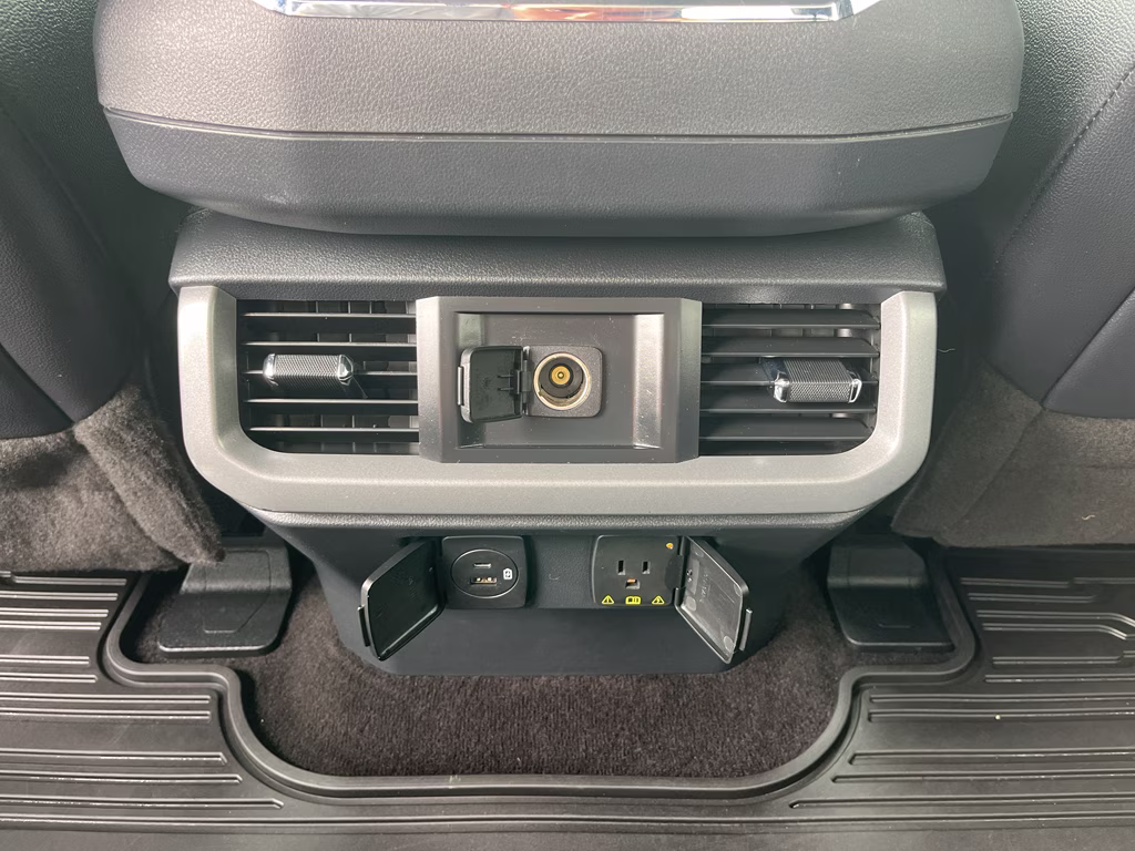 2022 Carbonized Gray Metallic Ford F-150 LARIAT 4X4 Truck