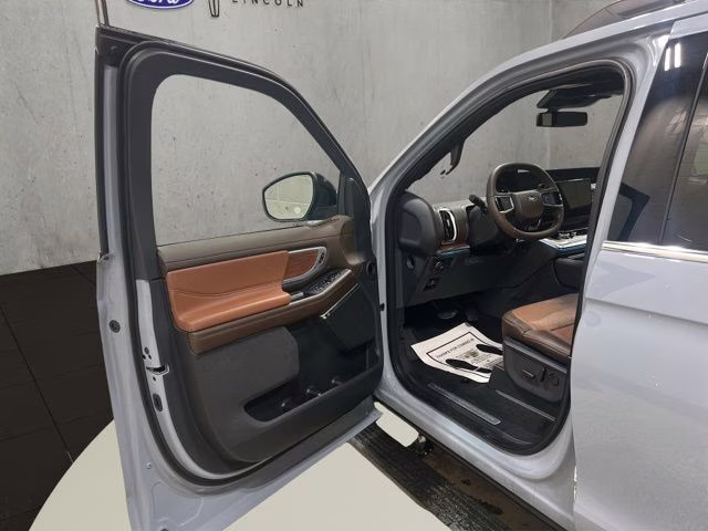 2026 Glacier Gray Metallic Tri-Coat Ford Expedition Max King Ranch 4X4 SUV