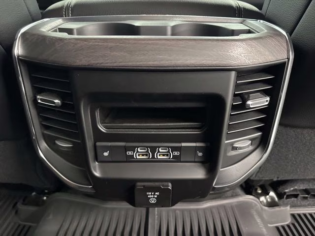 2026 Diamond Black Crystal Pearlcoat Ram 3500 Laramie Night Edition 4X4 Truck