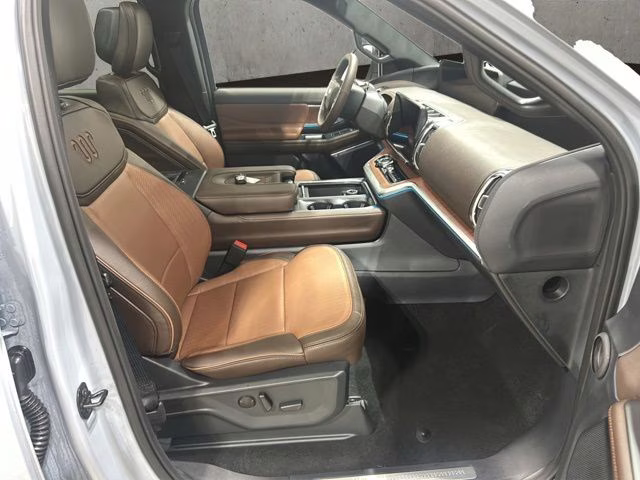 2026 Glacier Gray Metallic Tri-Coat Ford Expedition Max King Ranch 4X4 SUV