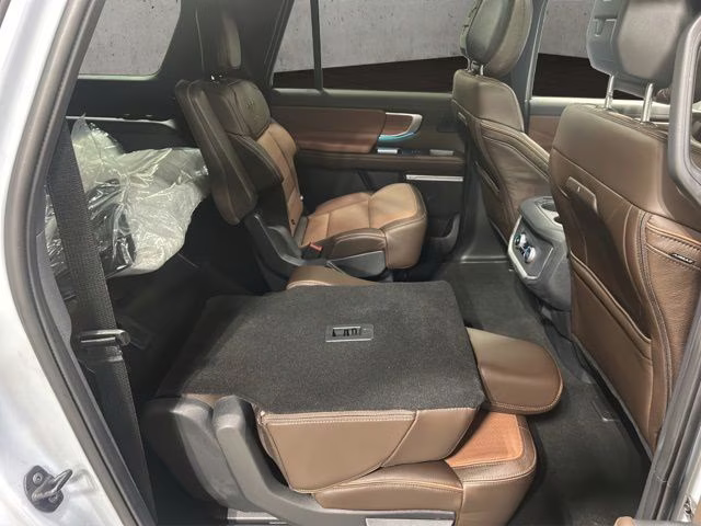 2026 Glacier Gray Metallic Tri-Coat Ford Expedition Max King Ranch 4X4 SUV