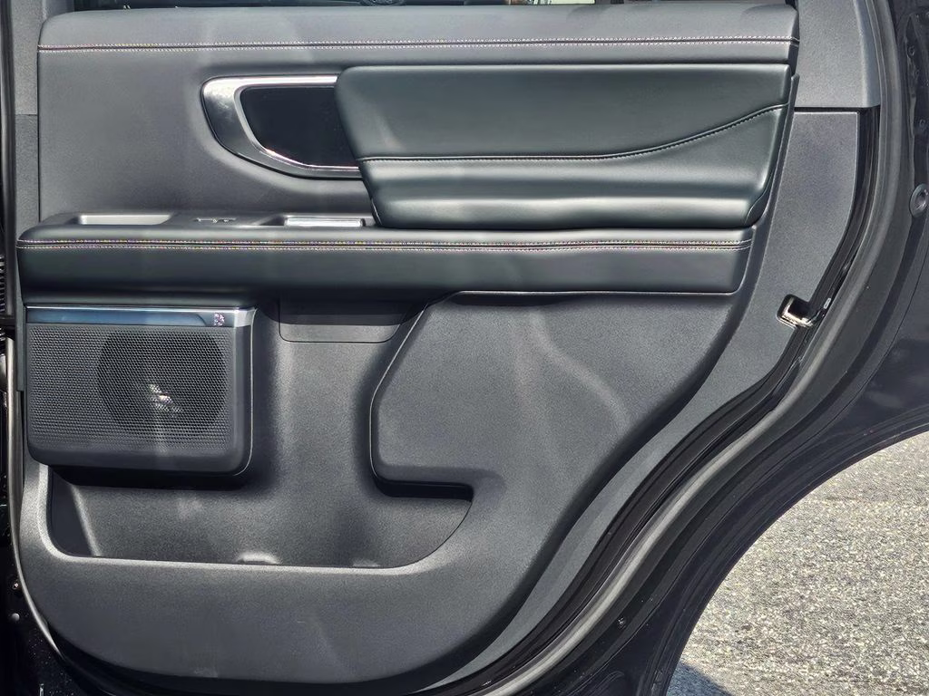 2026 Agate Black Metallic Ford Expedition Platinum 4X4 SUV