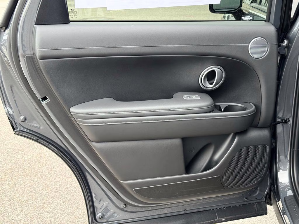 2026 Ecotronic Gray Pearl Hyundai Palisade SE FWD SUV