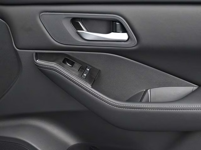 2026 Everest White Pearl Tricoat Nissan Rogue SV FWD SUV