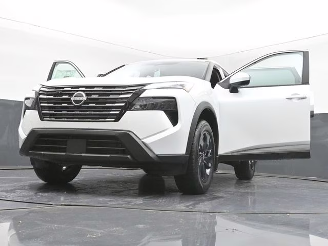 2026 Everest White Pearl Tricoat Nissan Rogue SV FWD SUV