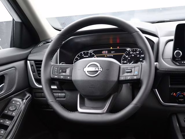 2026 Everest White Pearl Tricoat Nissan Rogue SV FWD SUV