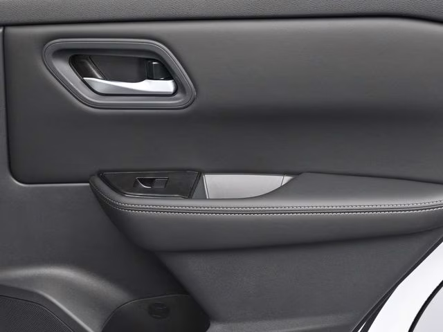 2026 Everest White Pearl Tricoat Nissan Rogue SV FWD SUV