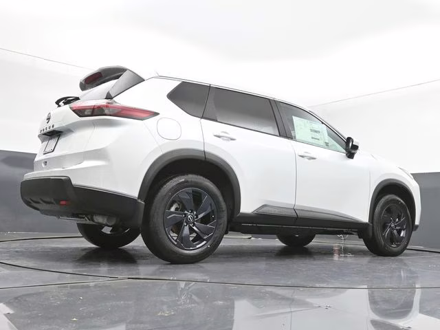 2026 Everest White Pearl Tricoat Nissan Rogue SV FWD SUV