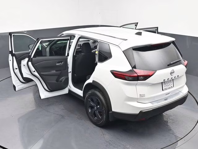 2026 Everest White Pearl Tricoat Nissan Rogue SV FWD SUV