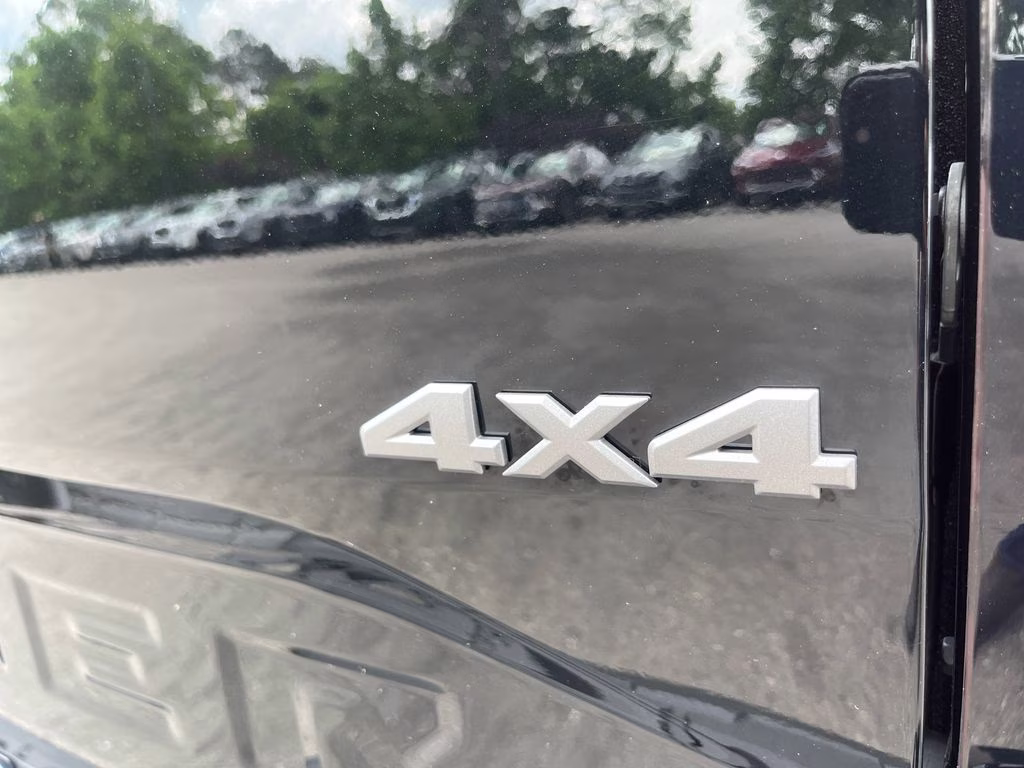 2026 Super Black Nissan Frontier SV 4X4 Truck