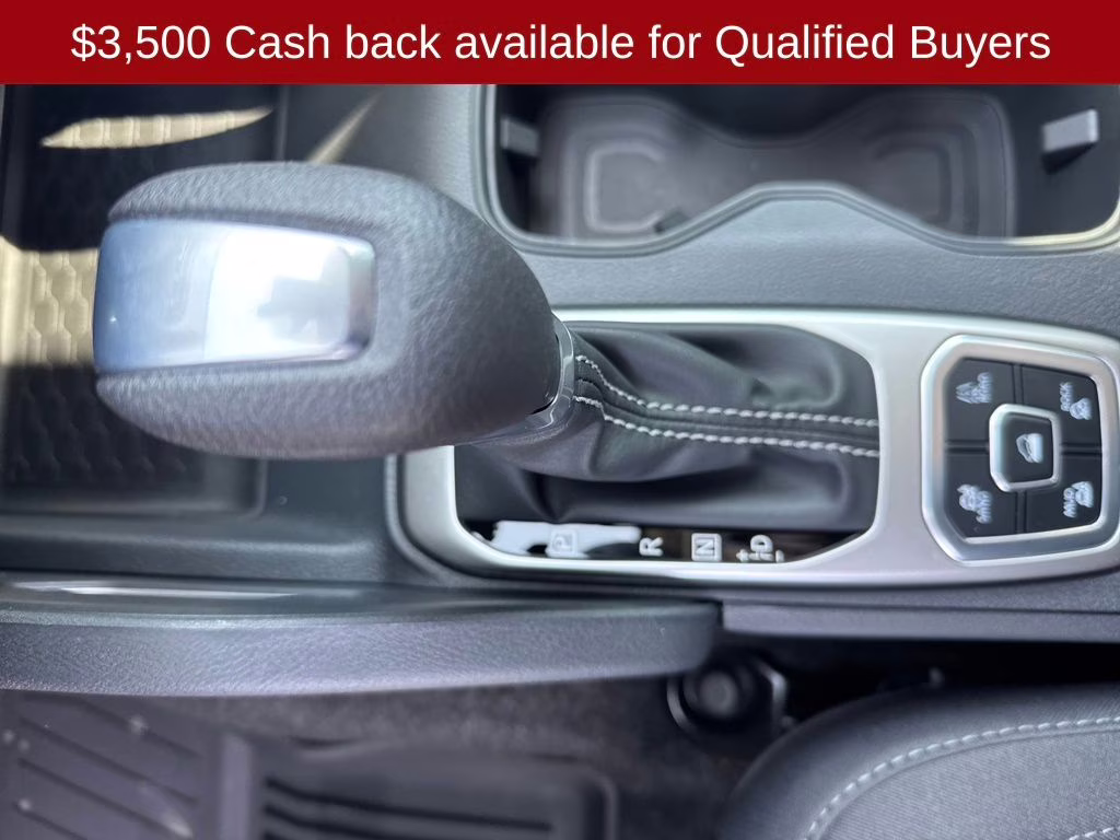 2026 Gun Metallic Nissan Frontier SV 4X4 Truck