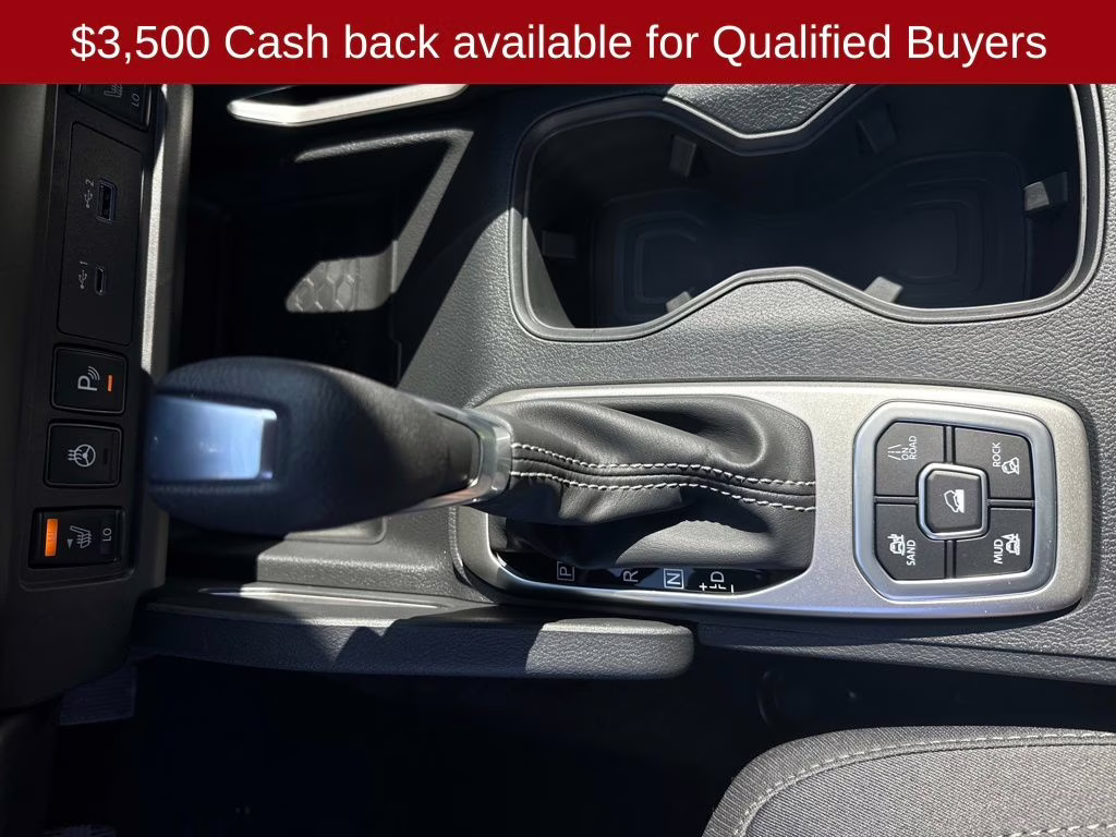 2026 Glacier White Nissan Frontier SV 4X4 Truck