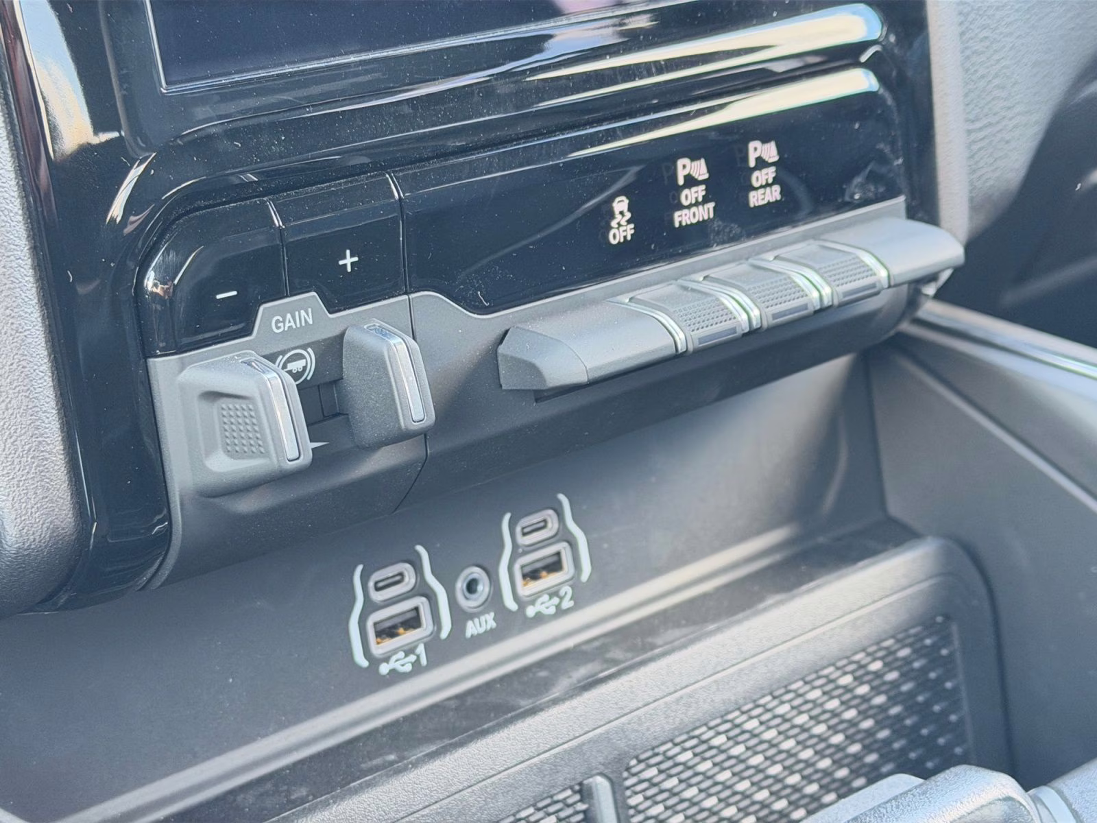 2026 Granite Crystal Metallic Clearcoat Ram 1500 Laramie 4X4 Truck