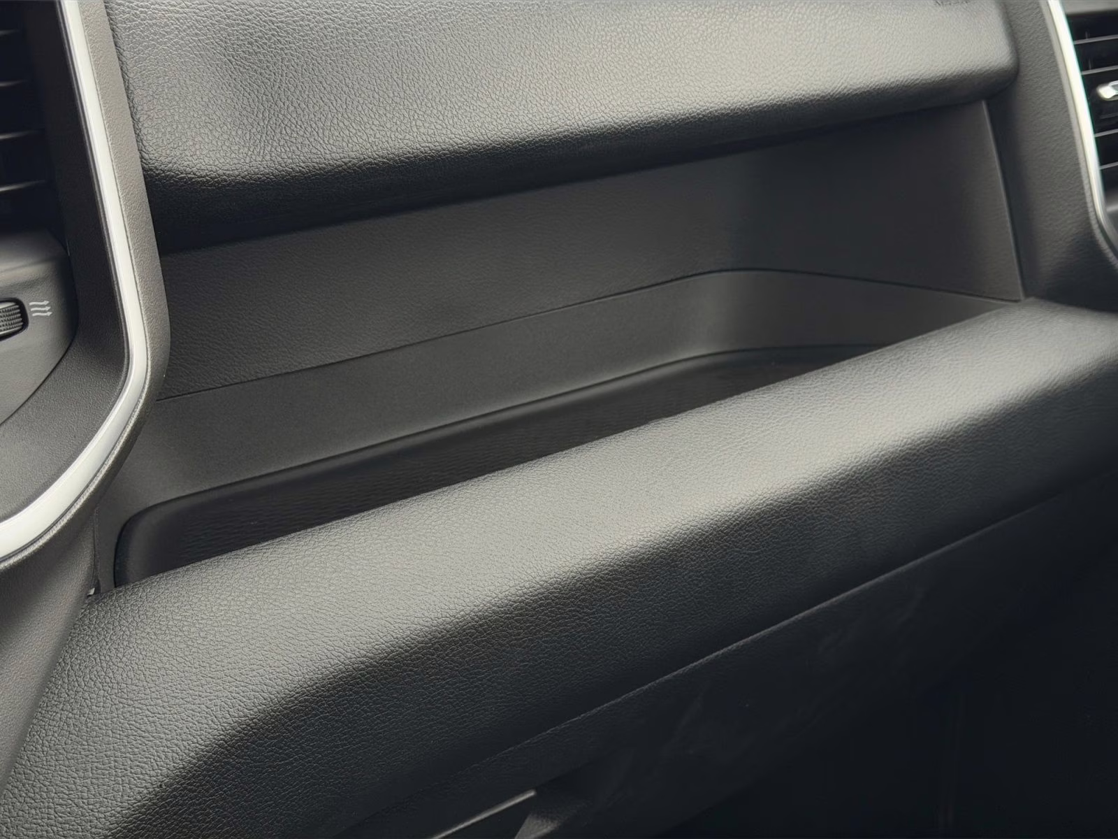 2026 Bright White Clearcoat Ram 1500 Express 4X4 Truck