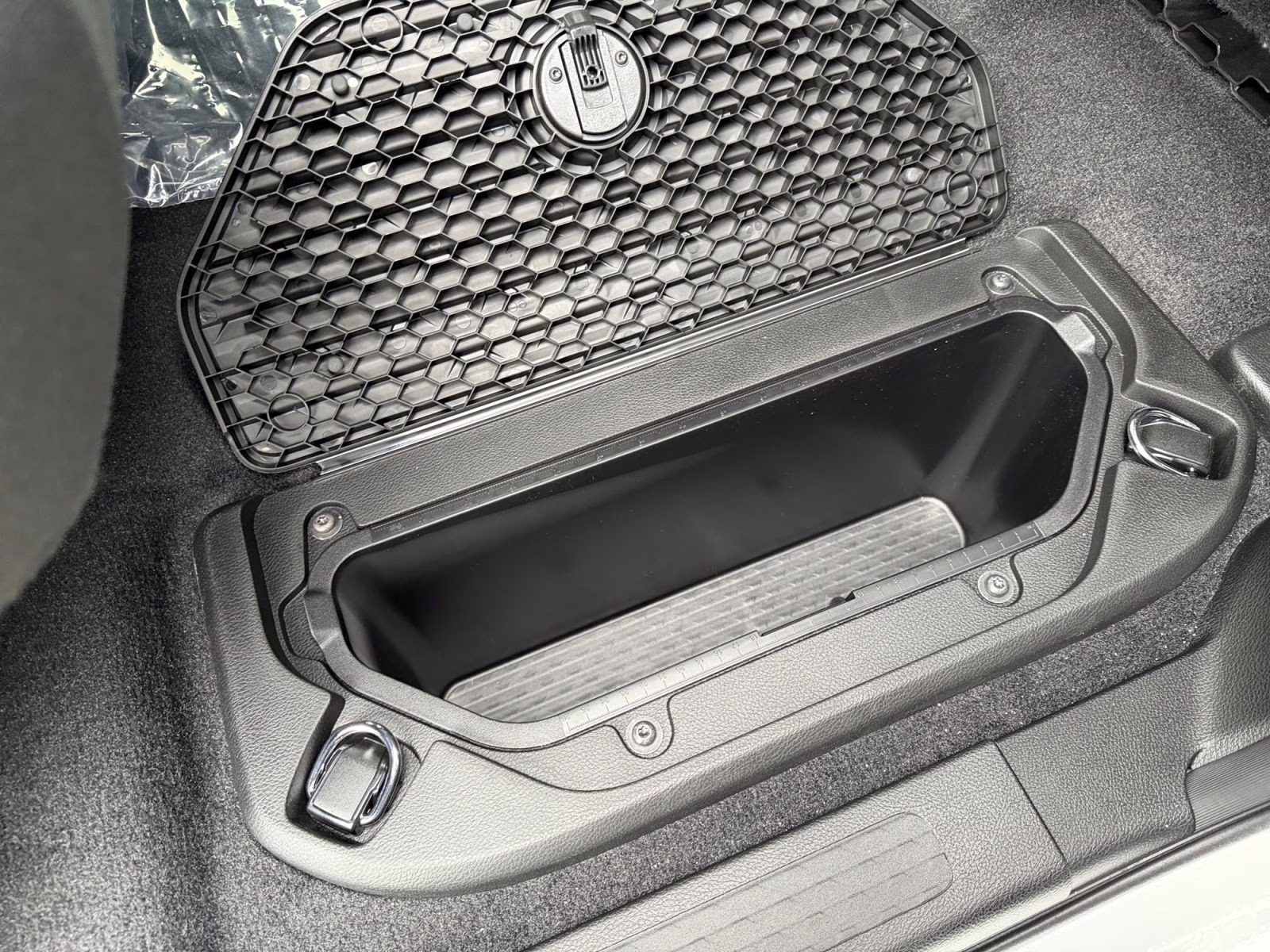 2026 Bright White Clearcoat Ram 1500 Express 4X4 Truck