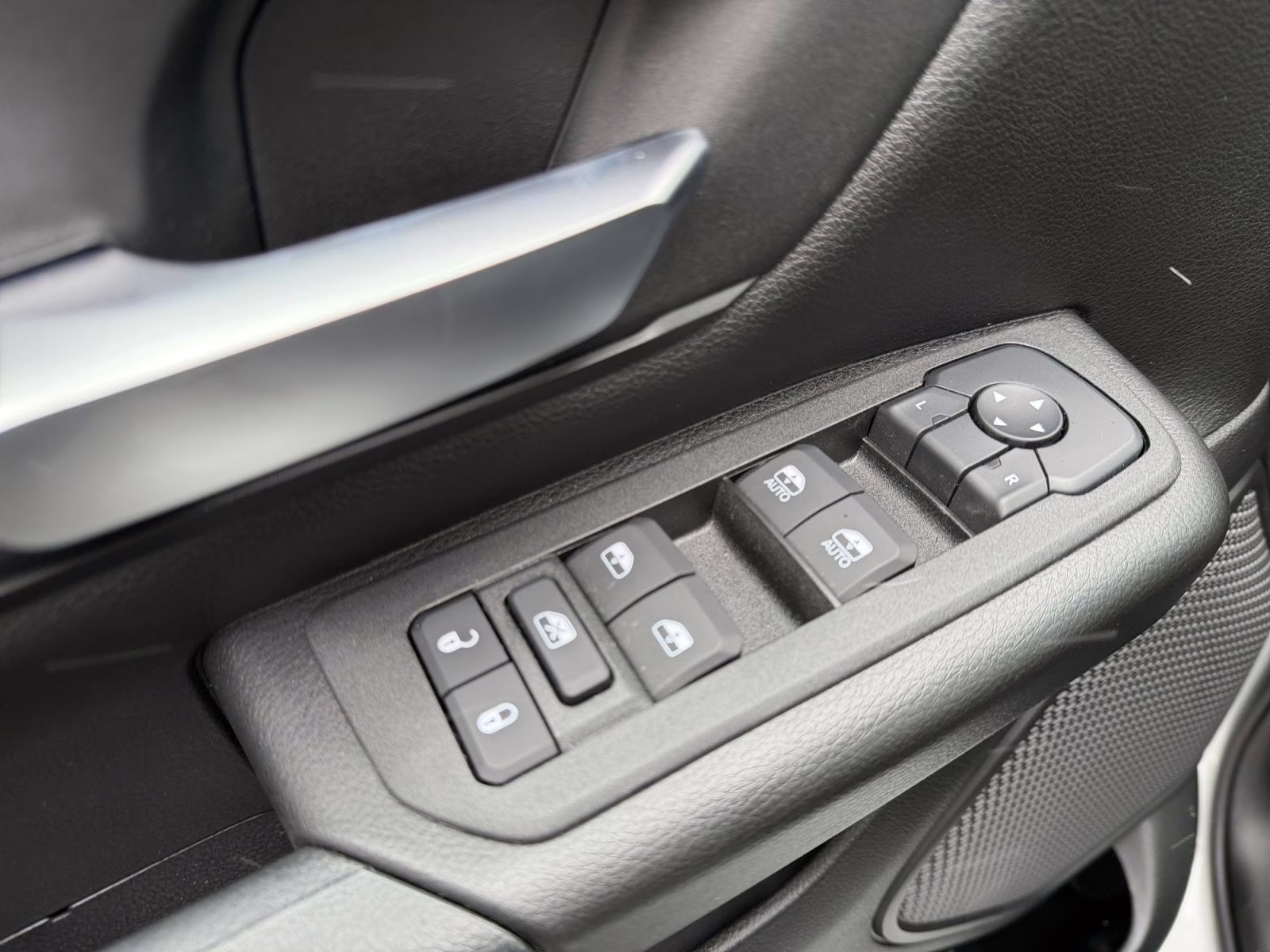 2026 Bright White Clearcoat Ram 1500 Express 4X4 Truck