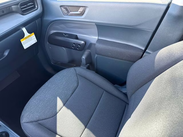 2026 Oxford White Ford Maverick XL FWD Truck