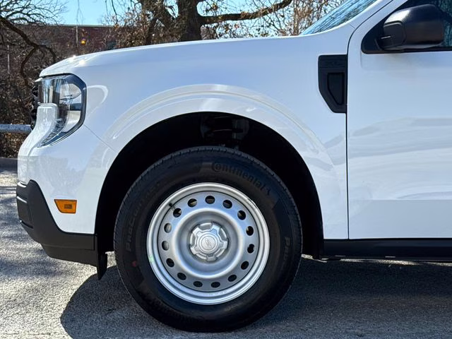 2026 Oxford White Ford Maverick XL FWD Truck