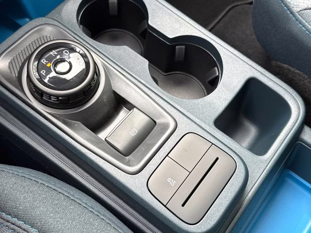 2026 Oxford White Ford Maverick XLT FWD Truck