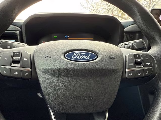 2026 Oxford White Ford Maverick XLT FWD Truck