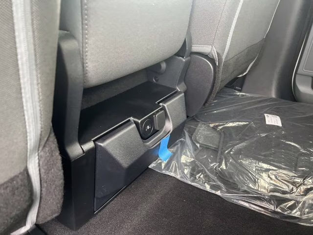 2026 Oxford White Ford F-150 XLT 4X4 Truck