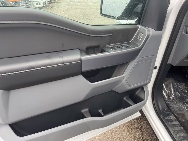 2026 Oxford White Ford F-150 XLT 4X4 Truck