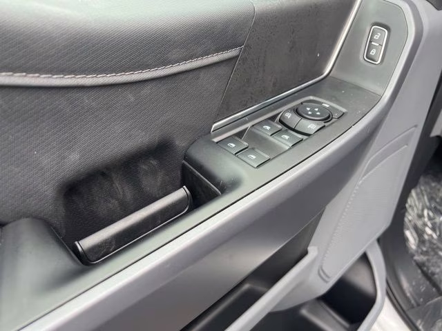 2026 Oxford White Ford F-150 XLT 4X4 Truck