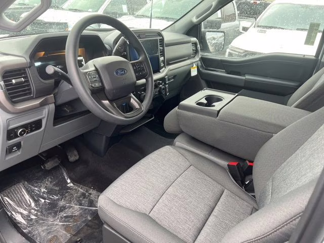 2026 Oxford White Ford F-150 XLT 4X4 Truck