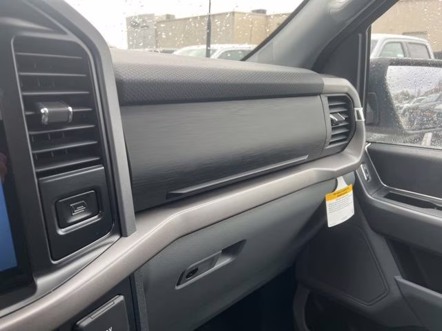 2026 Oxford White Ford F-150 XLT 4X4 Truck